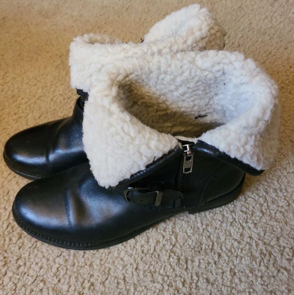 Ankle boots